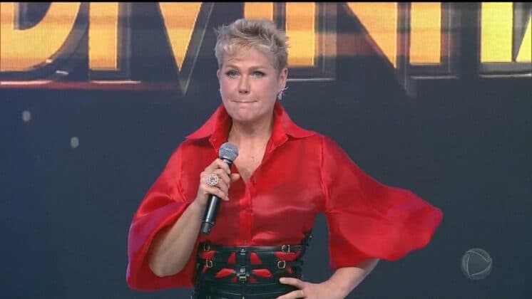 Vídeo em que Xuxa acaba provocando morte de fã é divulgado na internet; veja o momento