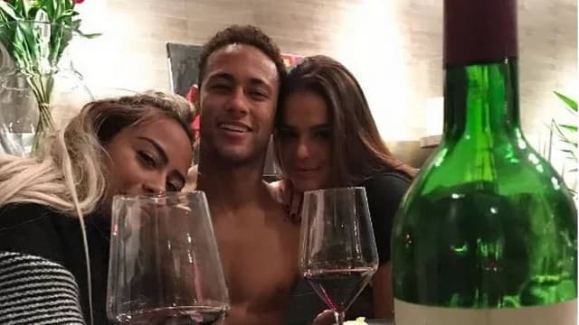 Rafaella, Neymar e Bruna Marquezine (Foto: Reprodução) Rafaella, Neymar e Bruna Marquezine (Foto: Reprodução)
