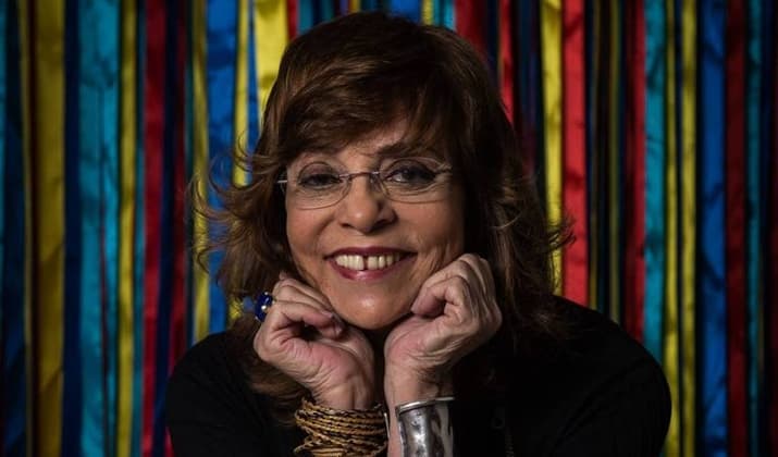 Gloria Perez celebra aniversário de 70 anos com jantar seletivo e para poucos