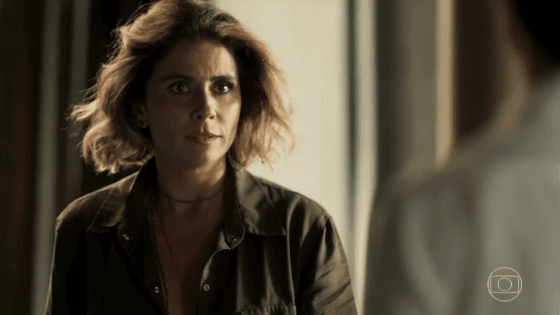Luzia (Giovanna Antonelli) em cena de Segundo Sol (Foto: Reprodução/Globo)