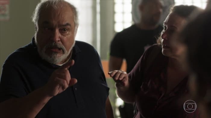 Agenor (Roberto Bonfim) em cena de Segundo Sol (Foto: Reprodução/Globo) Agenor (Roberto Bonfim) em cena de Segundo Sol (Foto: Reprodução/Globo)
