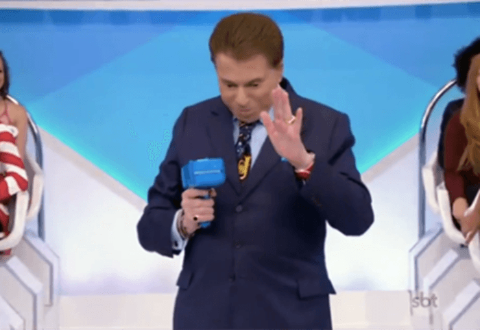 Ex-apresentadora lembra do dia em que foi demitida no ar por Silvio Santos