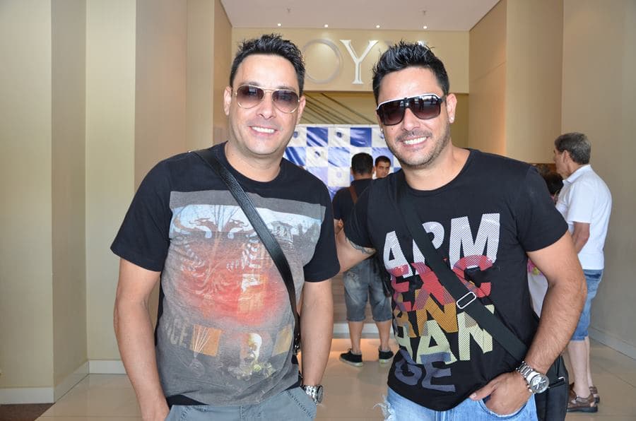 Irmãos cantores, Vavá e Márcio (Foto: Divulgação) Irmãos cantores, Vavá e Márcio (Foto: Divulgação)