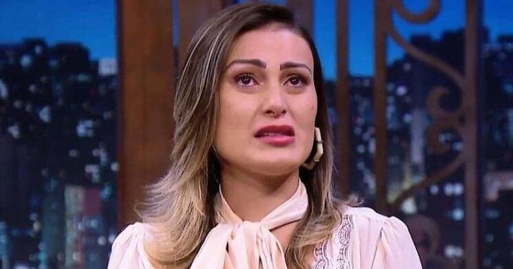Andressa Urach vive maldição após contrair doença durante sexo e detalhes assombram: "Caí no pecado"