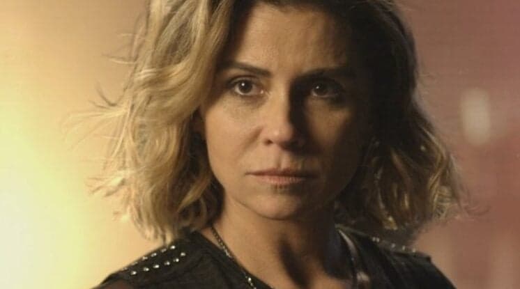 Segundo Sol: Luzia abre um bordel, vira cafetina e deixa todos em choque