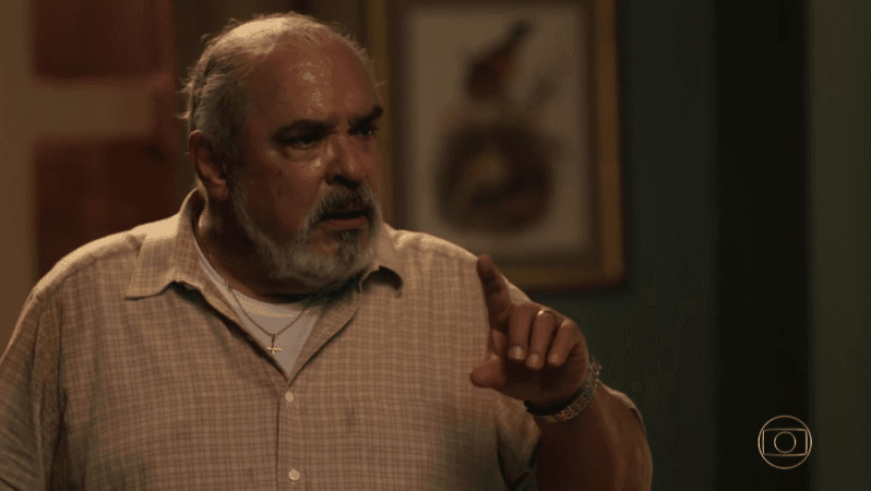 Agenor (Roberto Bonfim) em cena de Segundo Sol (Foto: Reprodução/Globo) Agenor (Roberto Bonfim) em cena de Segundo Sol (Foto: Reprodução/Globo)