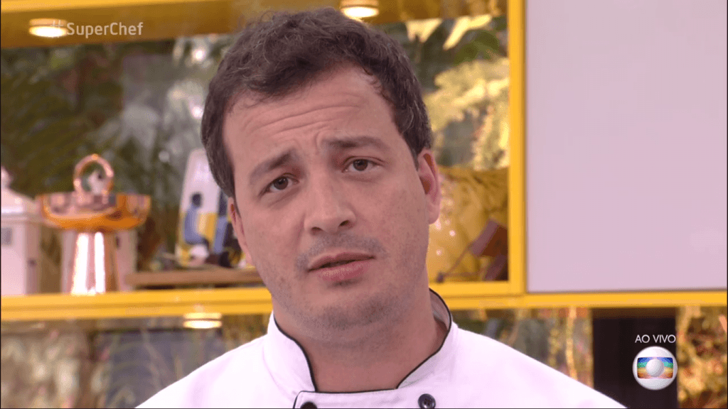 O apresentador Rafael Cortez falou sobre a sua vida pessoal e causou repercussão mais uma vez. (Foto: Reprodução) O apresentador Rafael Cortez falou sobre a sua vida pessoal e causou repercussão mais uma vez. (Foto: Reprodução)
