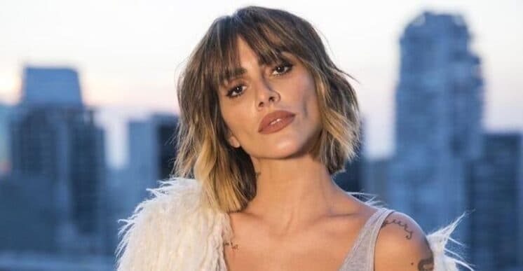 Cleo Pires promove boa ação, dá fim em guarda-roupa e reverte dinheiro para ONG