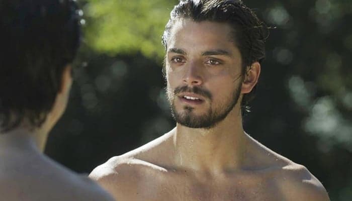 Ernesto (Rodrigo Simas) em cena de Orgulho e Paixão (Foto: Divulgação/Globo) Ernesto (Rodrigo Simas) em cena de Orgulho e Paixão (Foto: Divulgação/Globo)