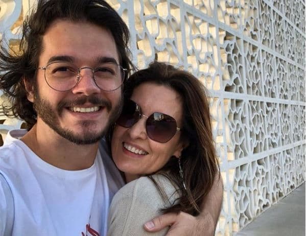 Fátima Bernardes e Túlio Gadêlha aparecem em Paris e internet vai à loucura
