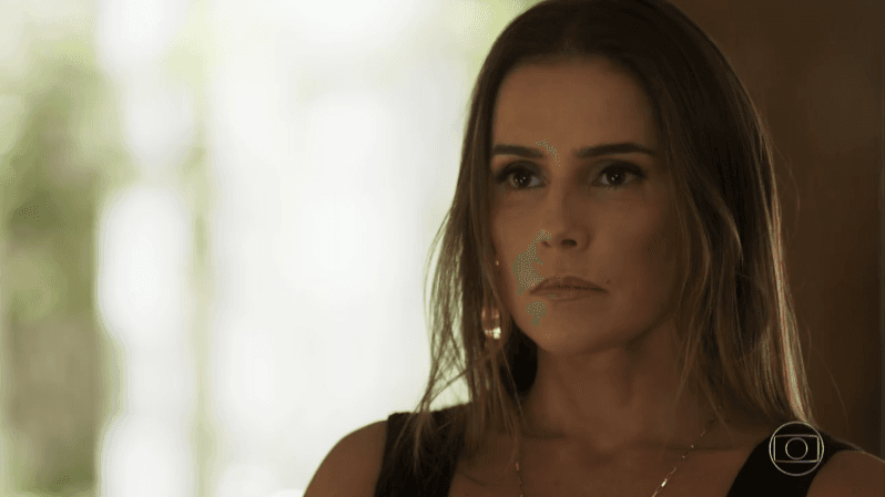 Karola (Deborah Secco) em cena de Segundo Sol (Foto: Reprodução/Globo) Karola (Deborah Secco) em cena de Segundo Sol (Foto: Reprodução/Globo)
