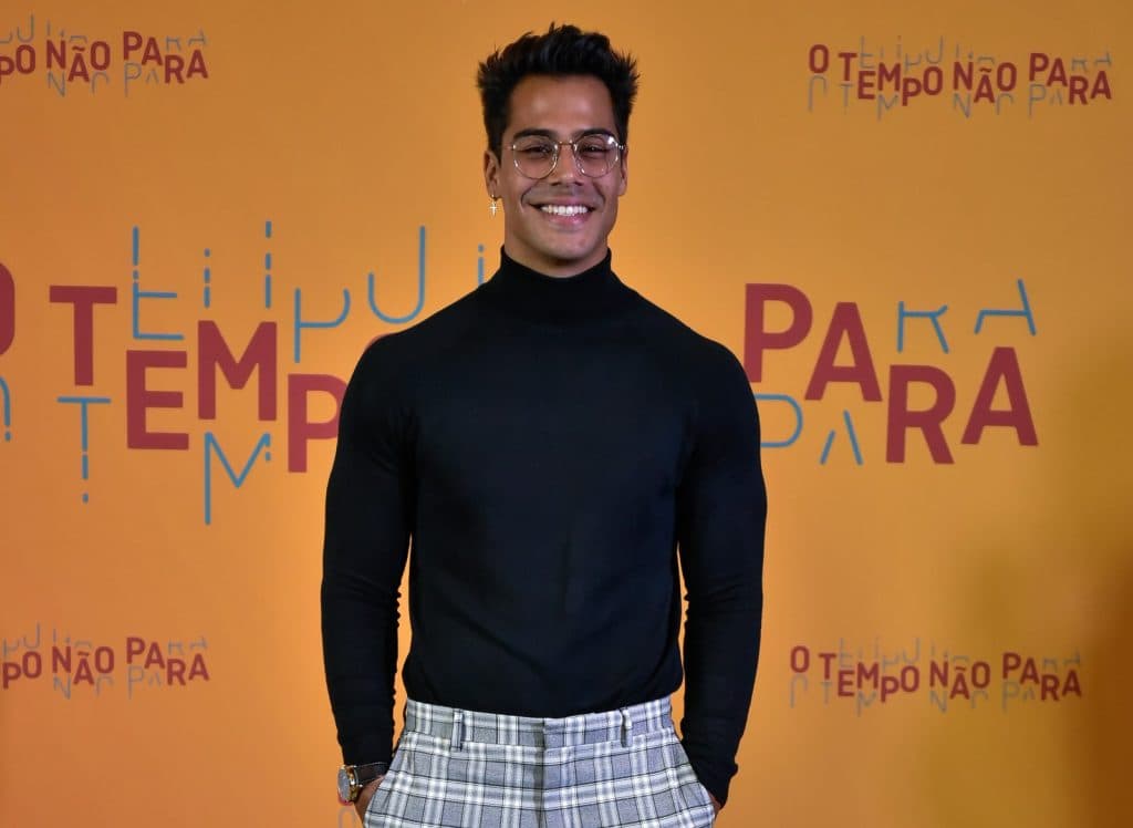 Micael Borges está em O Tempo Não Para (Foto: Cesar Alves/TV Globo) Micael Borges está em O Tempo Não Para (Foto: Cesar Alves/TV Globo)