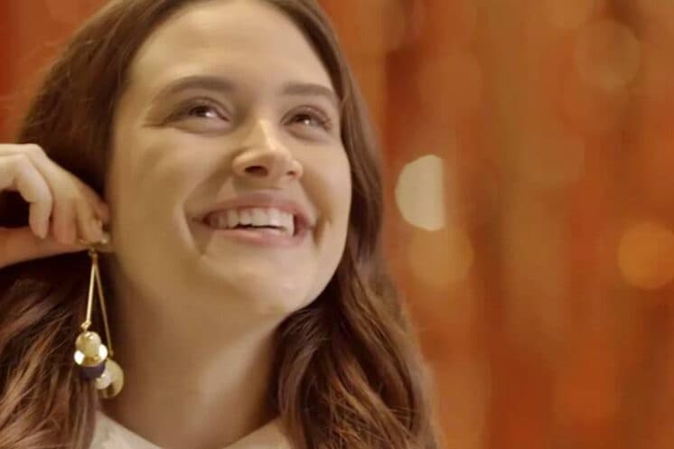 O Tempo Não Para: Marocas ganha banho de loja e muda completamente o visual
