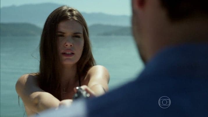 Continuação de Verdades Secretas dá chance para Walcyr Carrasco responder críticos e consertar furos da novela