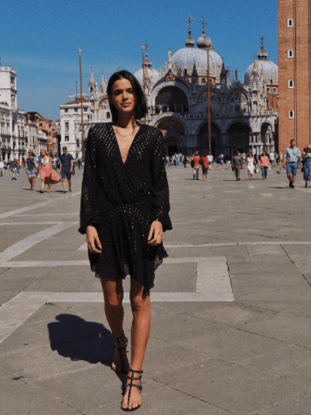 Bruna Marquezine foi criticada por essa foto (Foto: Reprodução) Bruna Marquezine foi criticada por essa foto (Foto: Reprodução)