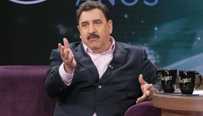 Ratinho fala sobre suposta rivalidade com Gugu e diz se pretende parar de fazer TV