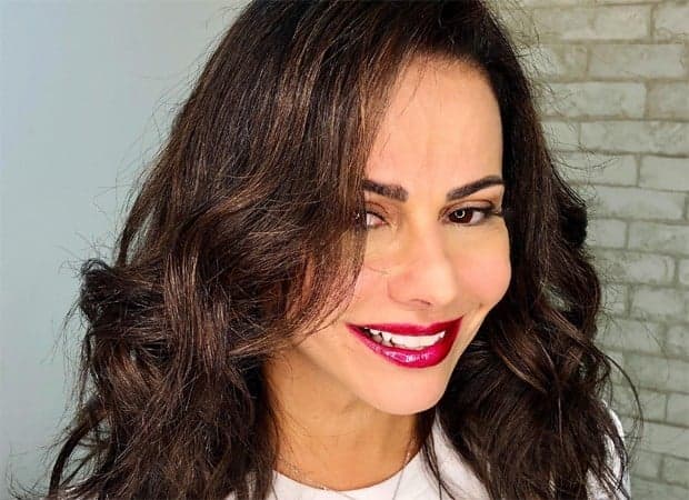 Escalada para O Sétimo Guardião, Viviane Araújo fala sobre solteirice e dispara: "Não estou preocupada''