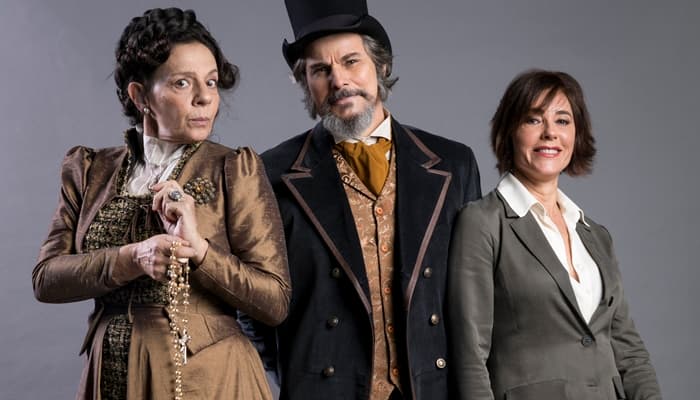 O Tempo Não Para: Dom Sabino propõe relação a três com Agustina e Carmen