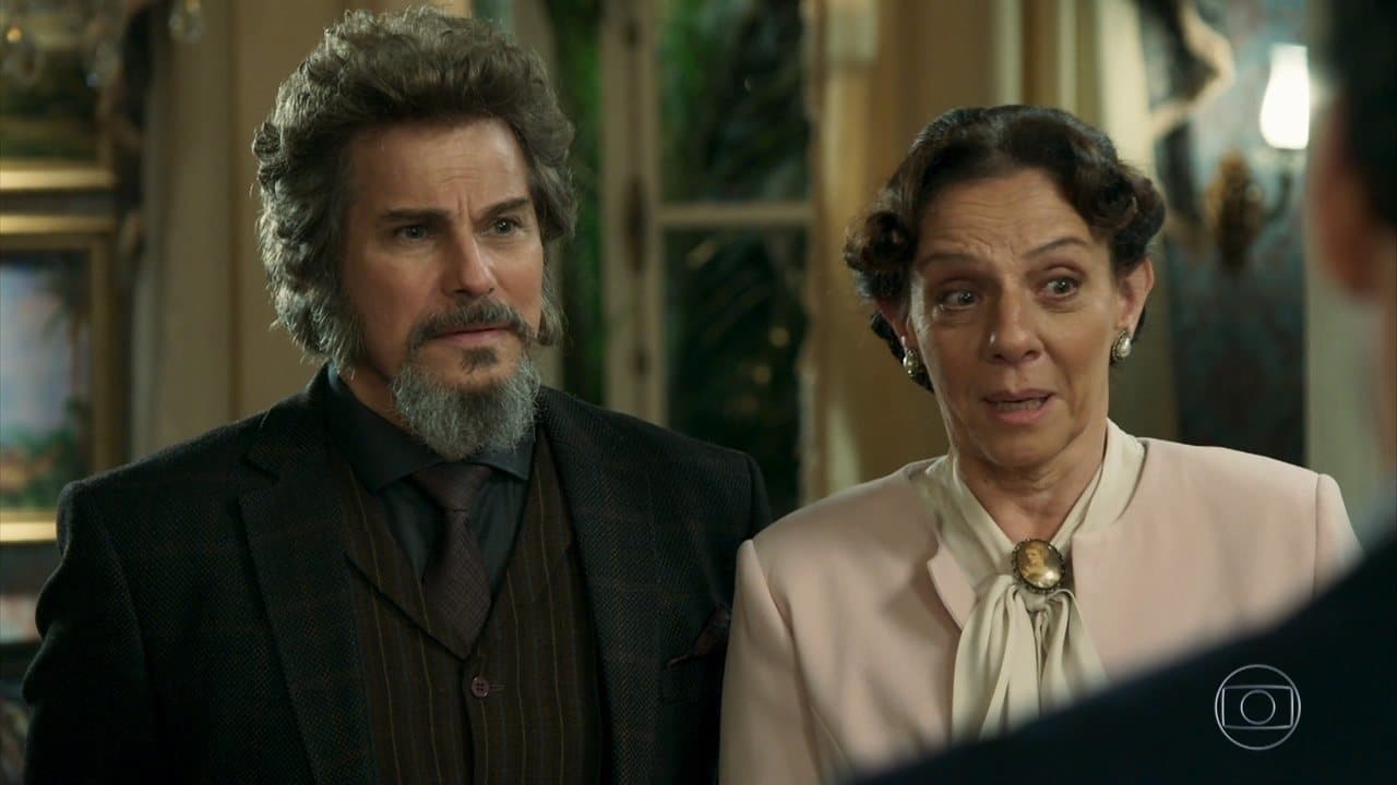 Dom Sabino (Edson Celulari) e Agustina (Rosi Campos) em O Tempo Não Para (Foto: Reprodução/Globo) Dom Sabino (Edson Celulari) e Agustina (Rosi Campos) em O Tempo Não Para (Foto: Reprodução/Globo)