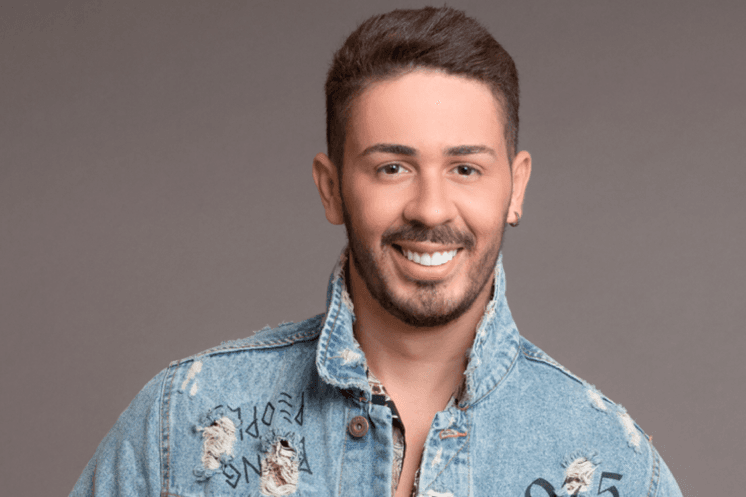Carlinhos Maia discursa sobre política e é detonado por declaração