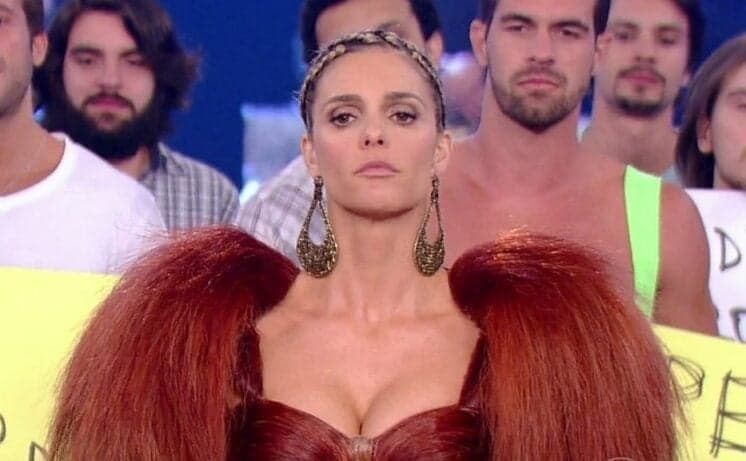 Em discurso inflamado, Amor & Sexo insinua querer sabotagem de governo de Bolsonaro
