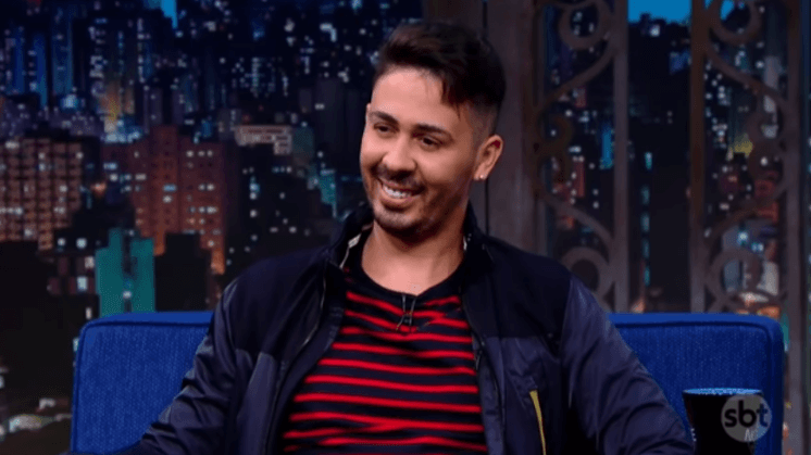 Carlinhos Maia é convidado para comandar talk show na TV