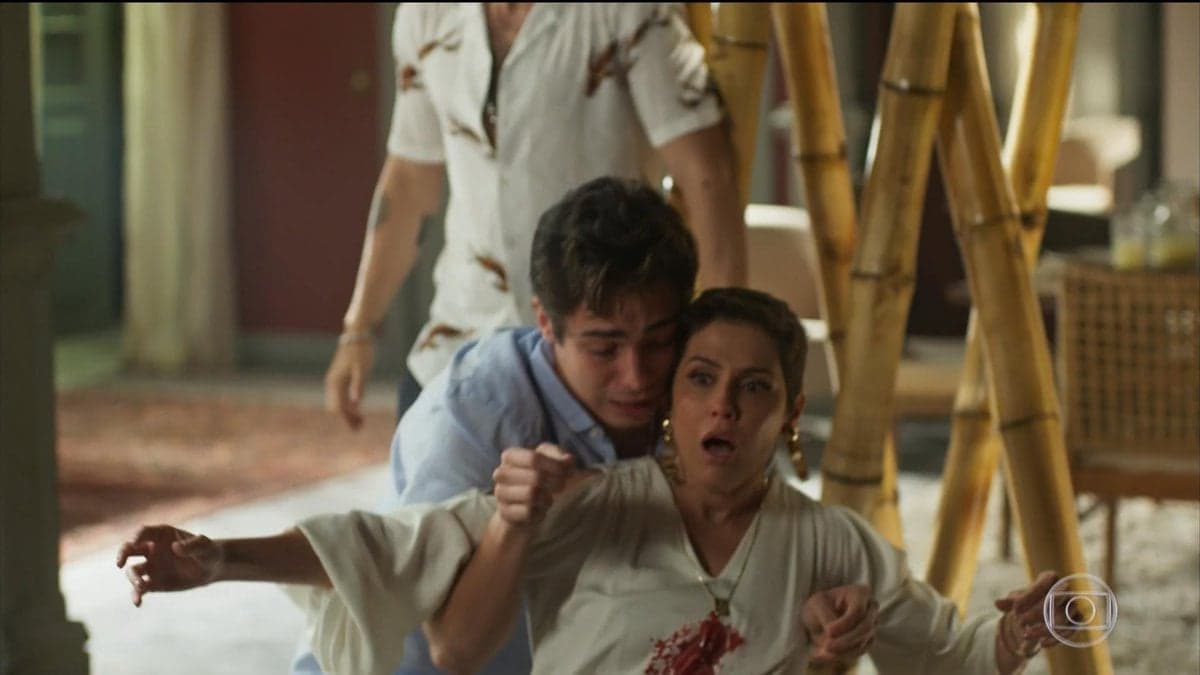 Karola de Deborah Secco teve desfecho trágico em Segundo Sol (Foto: Reprodução) Karola de Deborah Secco teve desfecho trágico em Segundo Sol (Foto: Reprodução)