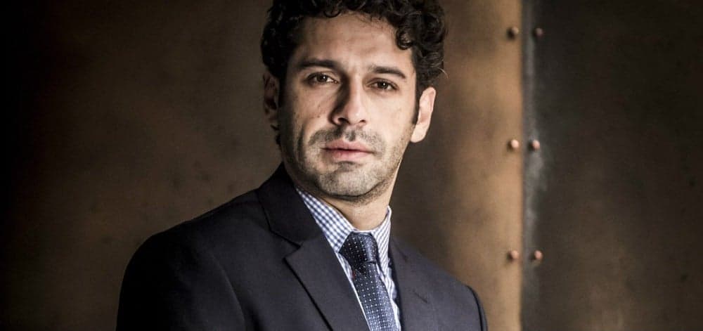 João Baldasserini fará Lúcio, irmão gêmeo de Emílio. (Foto: Reproduçã