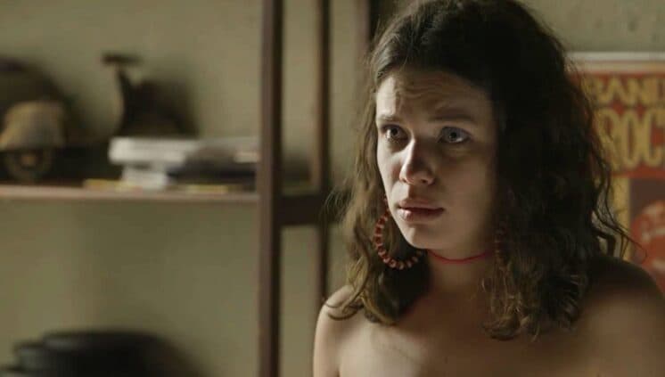 Bruna Linzmeyer e José Loreto protagonizam cena forte de assédio em O Sétimo Guardião; fotos