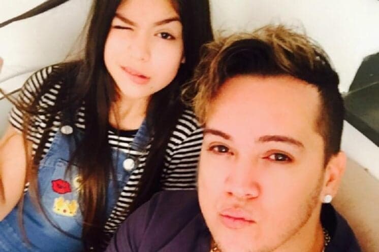 Internautas apontam que pai de Melody é na verdade a mãe da cantora e verdade vem à tona
