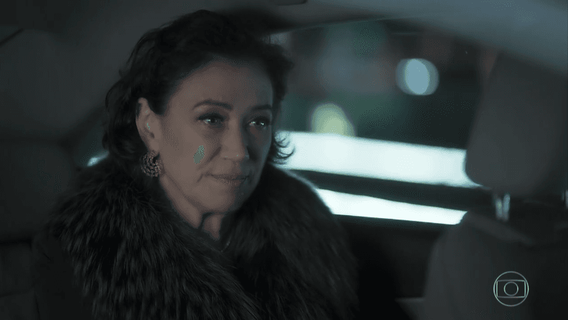 Valentina (Lília Cabral) em O Sétimo Guardião (Foto: Reprodução/Globo) Valentina (Lília Cabral) em O Sétimo Guardião (Foto: Reprodução/Globo)