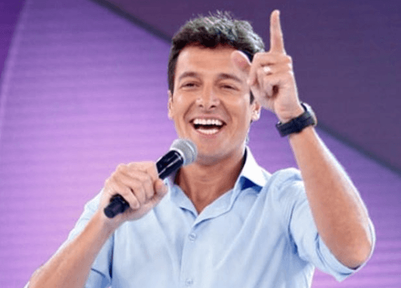 Rodrigo Faro faz reforma em casa e choca internautas: 'É resort?'