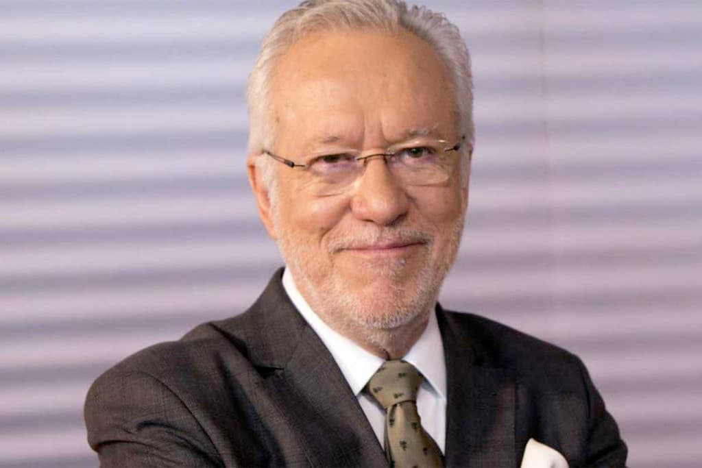 Após pedir demissão, Globo tem atitude espantosa e dá presente "impressionante" para Alexandre Garcia