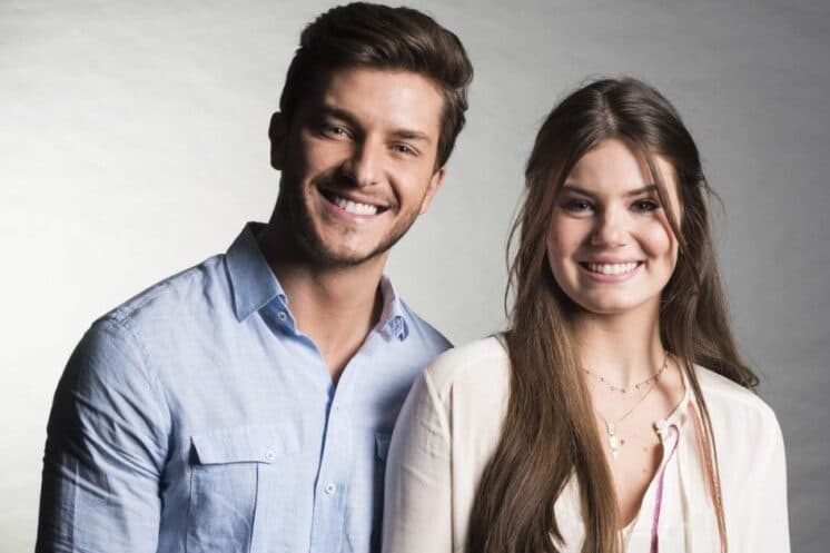 Casado com Camila Queiroz, Klebber Toledo anuncia: "Vou ser pai"