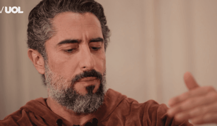 Marcos Mion rebate Justus em A Fazenda e insinua que recebeu proposta da Globo