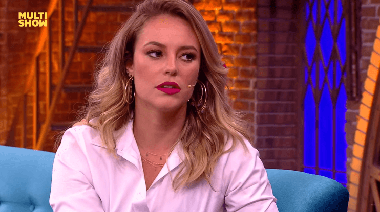Paolla Oliveira questiona mania natalina brasileira e repercute nas redes sociais