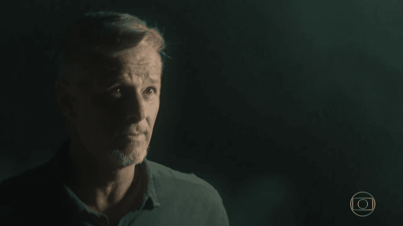 Sampaio (Marcello Novaes) em O Sétimo Guardião (Foto: Reprodução/Globo)