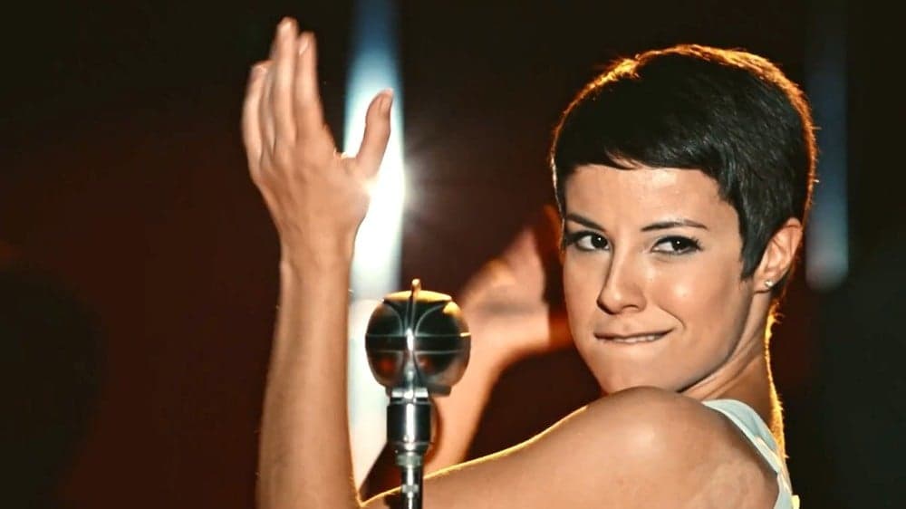 Andréia Horta engata namoro com ator de novela adolescente da Globo