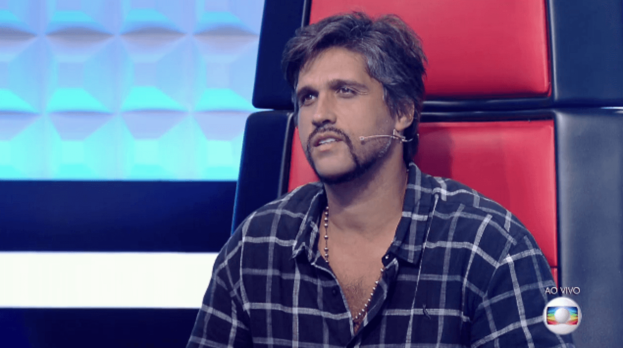 Leo Chaves no The Voice Kids (Foto: Reprodução/Globo) Leo Chaves no The Voice Kids (Foto: Reprodução/Globo)