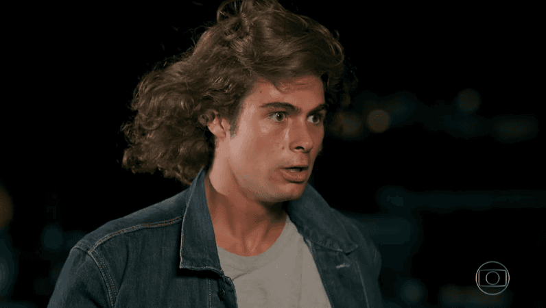 Cenas de Verão 90 precisam ser refilmadas e diretor toma nova decisão sobre raspar a cabeça de Rafael Vitti