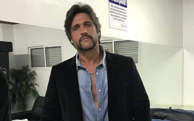 Após fim da dupla com o irmão, Leo Chaves abre o jogo sobre brigas e choca com relato