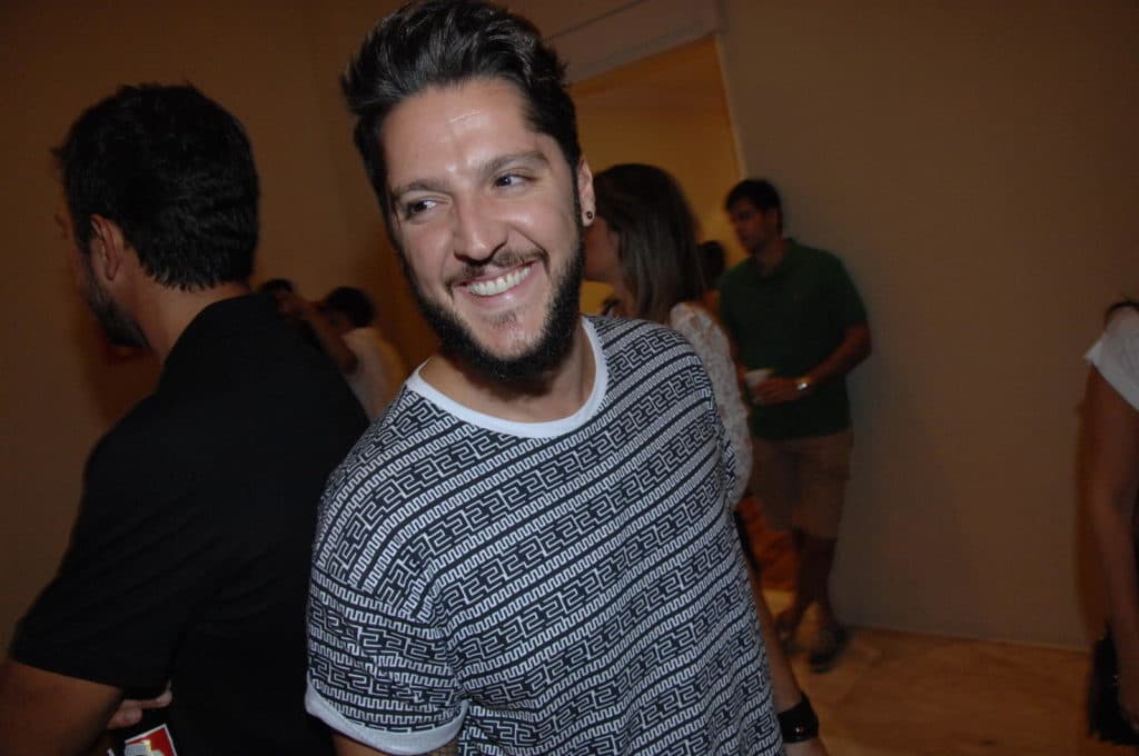 Ex-apresentador de SBT e Band, André Vasco ganha contrato com outra emissora