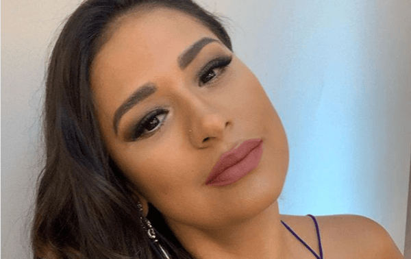 Simone mostra quarto luxuoso e número de joias caríssimas chama atenção na web