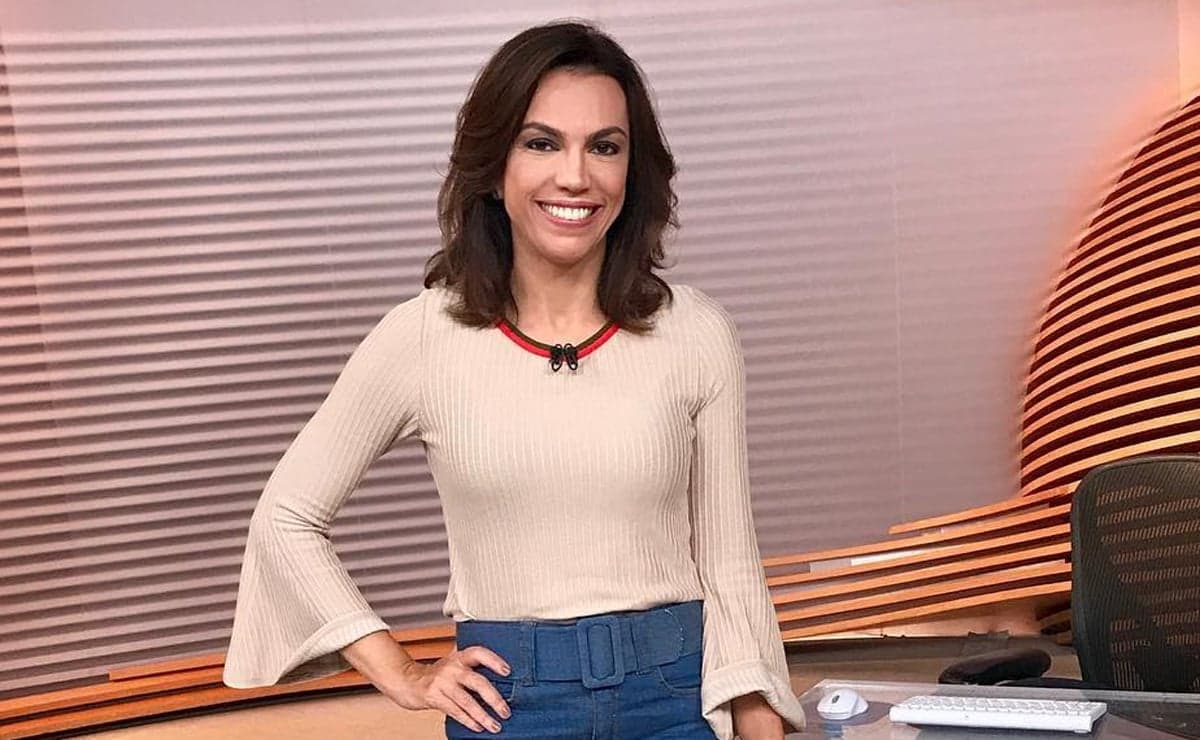 Ana Paula apresenta o Bom Dia Brasil ao lado de Chico Pinheiro (Foto: Reprodução/Instagram) Ana Paula apresenta o Bom Dia Brasil ao lado de Chico Pinheiro (Foto: Reprodução/Instagram)