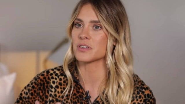 Carolina Dieckmann, após morte da mãe, reflete sobre a vida em aniversário e dispara: "Dores imensas"