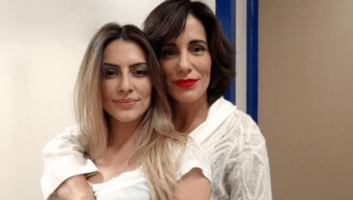 Cleo Pires vai à festa de Ludmilla sem sutiã, choca os fãs e Gloria Pires dá sua opinião sobre o look da filha