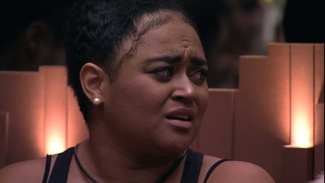 BBB19: Rízia tenta se esquivar e Tiago Leifert pressiona a sister a dar explicações sobre decisão