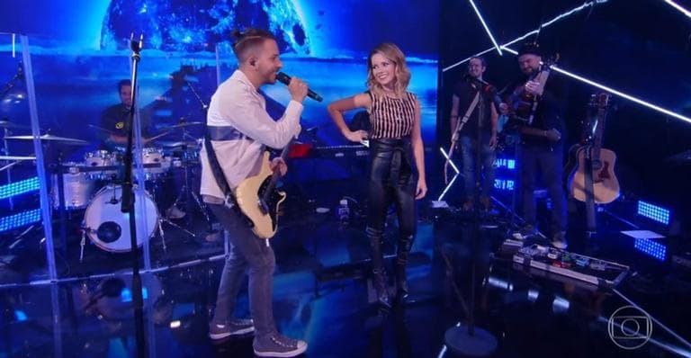 Após anunciarem volta da dupla, Sandy e Junior fazem primeiro show juntos e geram comentários