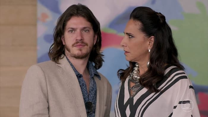 Verão 90: Mercedes incentiva Quinzinho casar com Vanessa e ele sofre com rejeição de Dandara