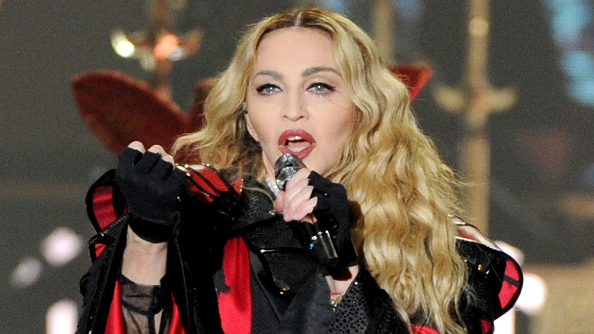 Madonna (Foto: Reprodução) Madonna (Foto: Reprodução)